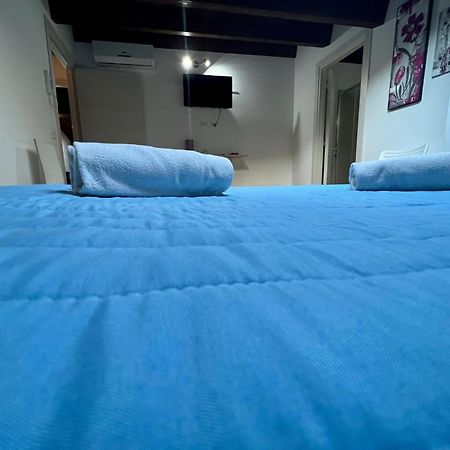 67 Rooms 切法卢 外观 照片