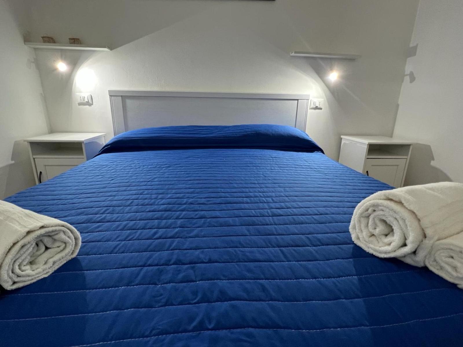 67 Rooms 切法卢 外观 照片
